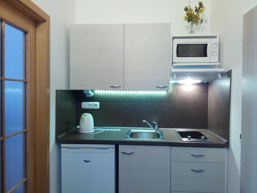 Apartmany - Penzion Smetanka Ceske Budejovice Exterior foto