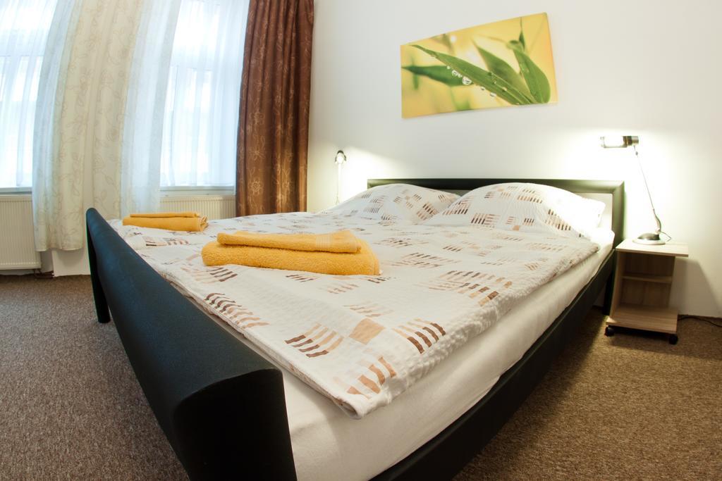 Apartmany - Penzion Smetanka Ceske Budejovice Exterior foto